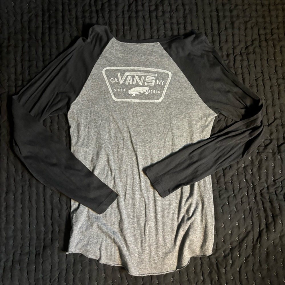 Vans long sleeve size medium